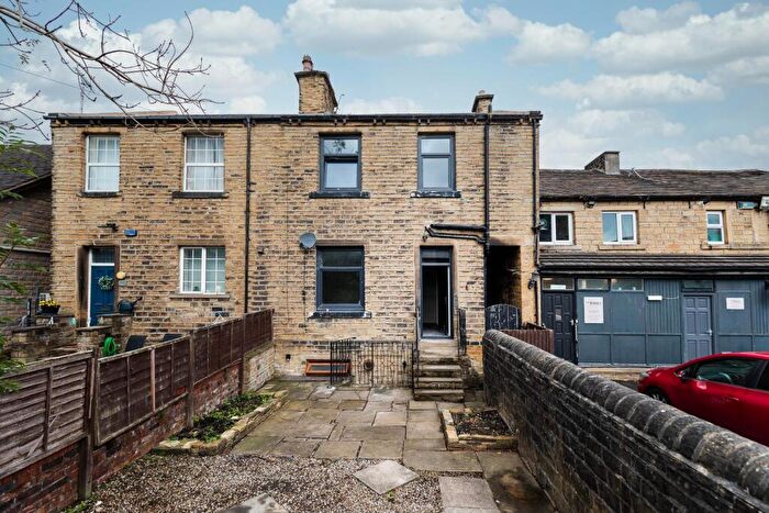 2 Bedroom Terraced House To Rent In Meltham Road, Netherton, Huddersfield, HD4