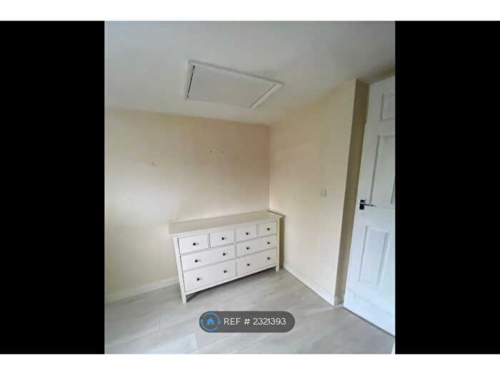 1 Bedroom Terraced House To Rent In Friars Way, Chertsey, KT16