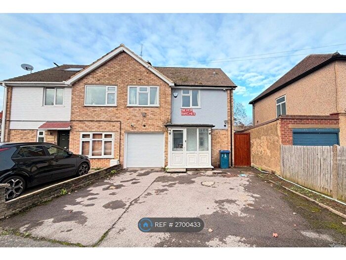 3 Bedroom Semi Detached House To Rent In Brampton Grove, Harrow, HA3