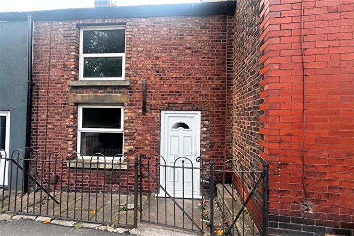 2 Bedroom Terraced House To Rent In Hurdsfield Road, Macclesfield, SK10