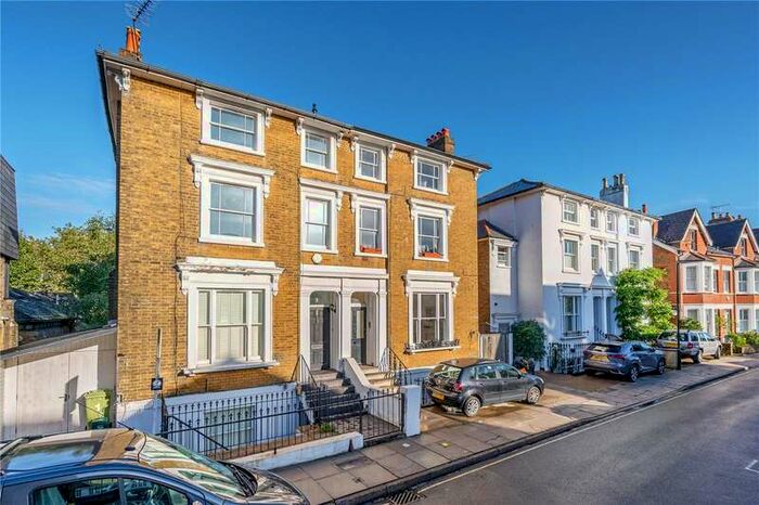 1 Bedroom Flat To Rent In St Johns Road, Richmond, TW9