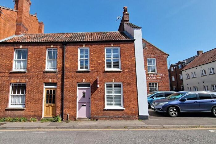 3 Bedroom Character Property For Sale In Northload Street, Glastonbury, BA6
