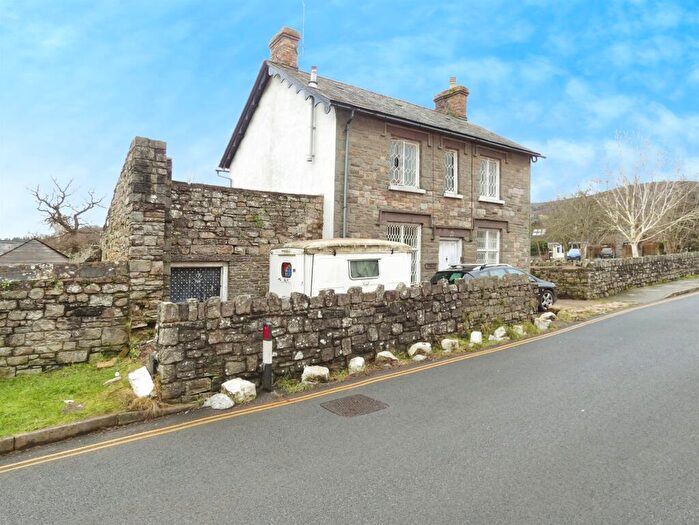 3 Bedroom Detached House For Sale In Beech View, Llangattock, Crickhowell, NP8
