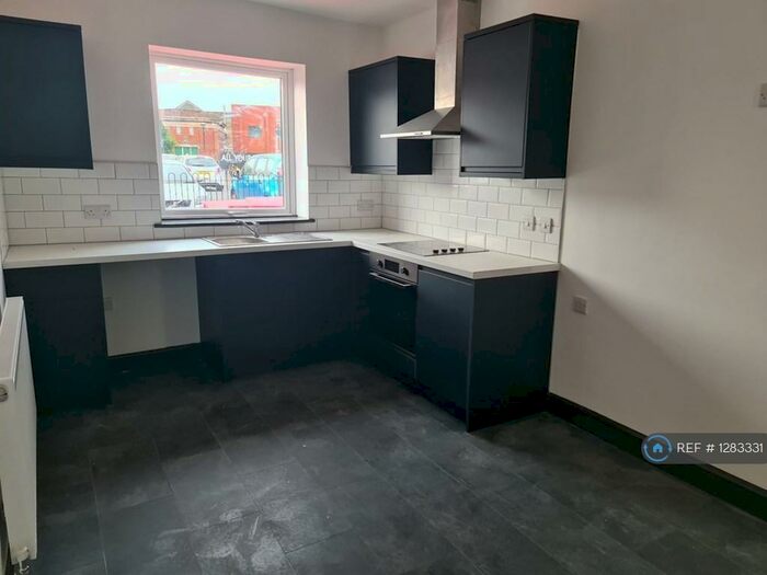 Studio To Rent In Glebe Street, Stoke-On-Trent, ST4