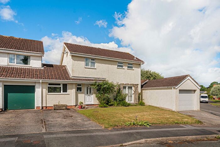 3 Bedroom Link Detached House For Sale In Dornafield Drive East, Ipplepen, Newton Abbot, TQ12