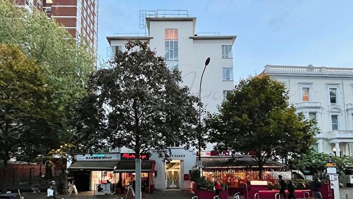 Studio To Rent In Shepherd's Bush Green, Shepherd's Bush, London, W12