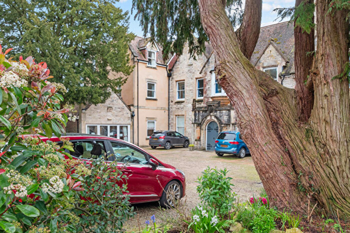 2 Bedroom Apartment For Sale In Dorchester, Dorset, DT1