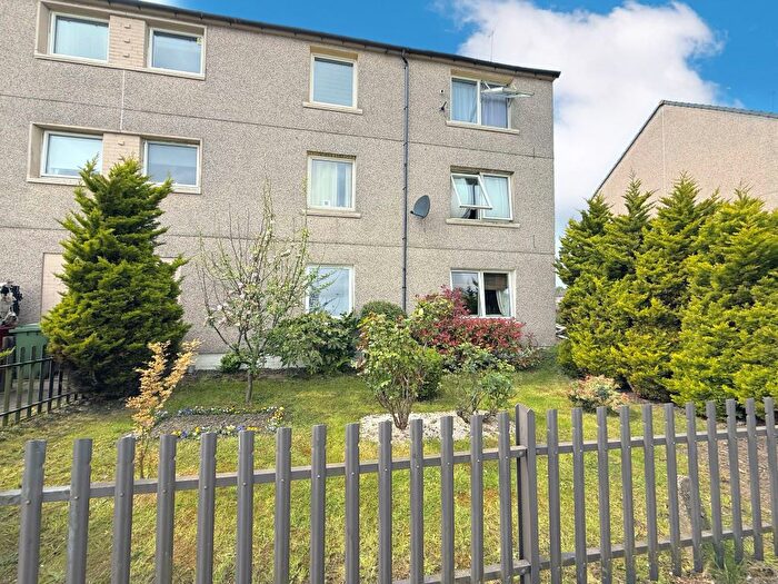 2 Bedroom Flat For Sale In Alexander Avenue, Falkirk, FK2