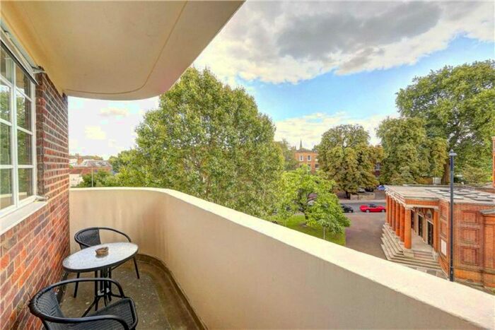 1 Bedroom Flat To Rent In Sheen Road, Richmond, TW9