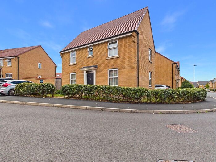3 Bedroom Detached House For Sale In Reeve Way, Godmanchester, PE29