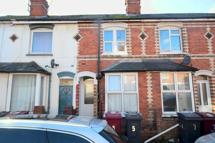 3 Bedroom Terraced House To Rent In Regent Street, Reading, RG1