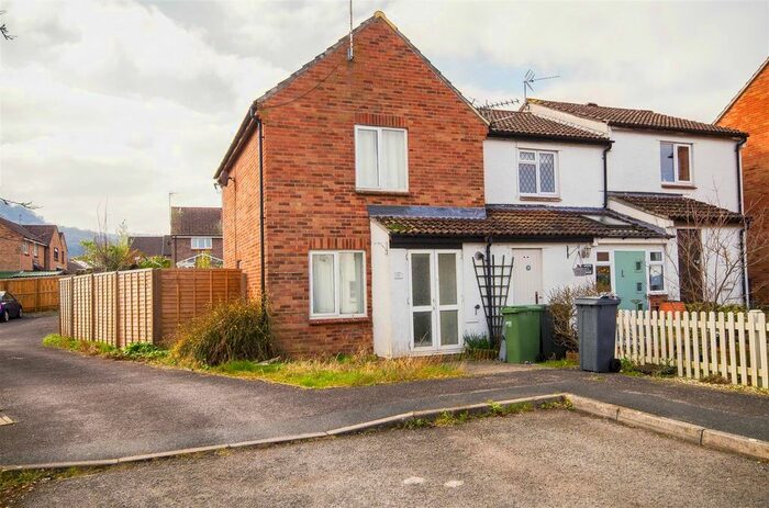 2 Bedroom End Of Terrace House To Rent In Addymore, Cam, Dursley, GL11