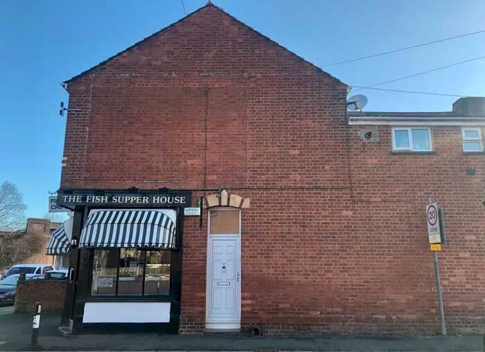 1 Bedroom Flat To Rent In Okehampton Road, St Thomas, EX4