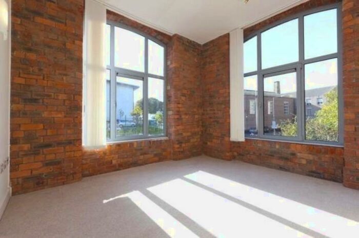 2 Bedroom Apartment To Rent In Silk Mill, Dewsbury Road, HX5
