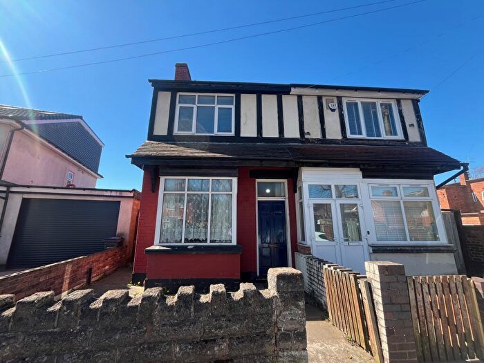 2 Bedroom House To Rent In Chetwynd Road, Birmingham, B8