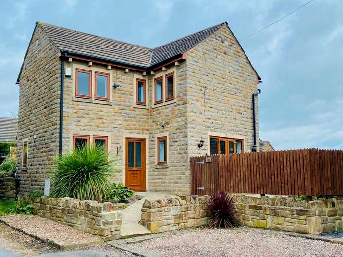 Houses for sale & to rent in BD19 4BW, Drub Lane, Cleckheaton Cleckheaton