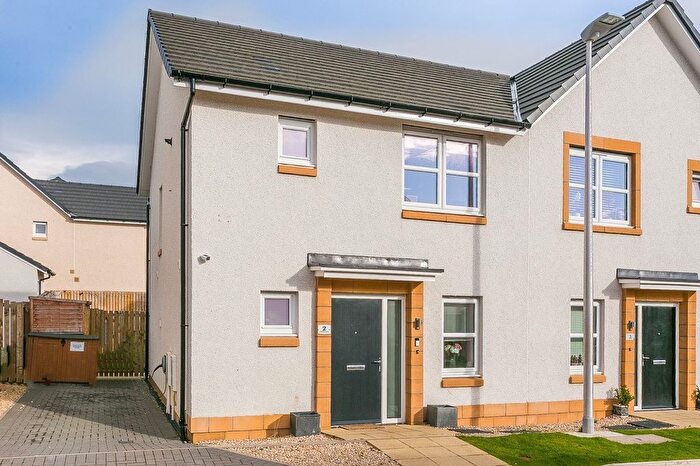 3 Bedroom Semi-Detached House For Sale In Shiel Hall Way, Rosewell, EH24