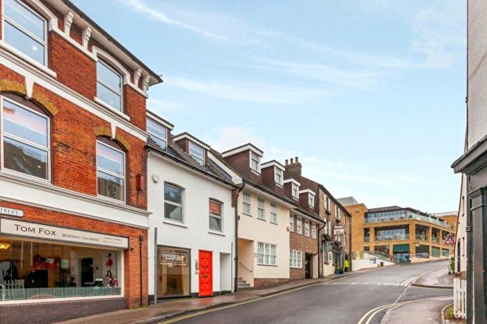 1 Bedroom Flat To Rent In Castle Street, Guildford, GU1