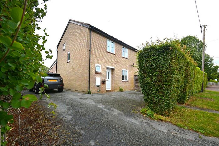 3 Bedroom Semi-Detached House To Rent In Skinners Lane, Metfield, IP20