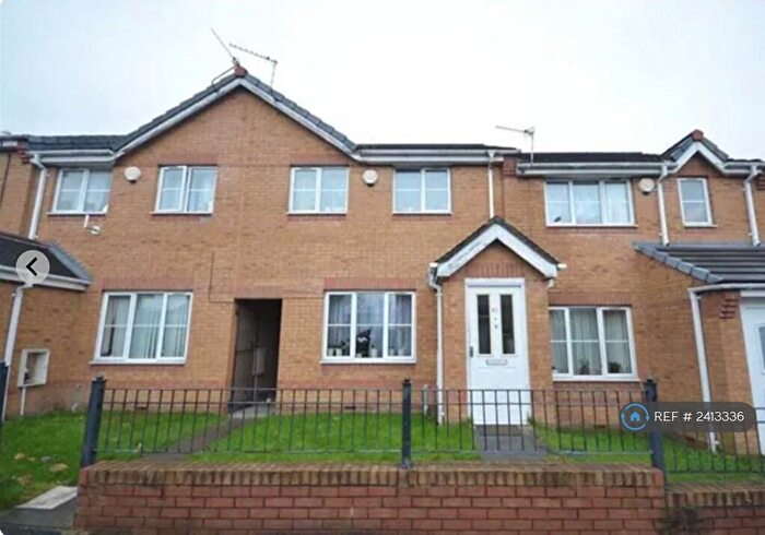 3 Bedroom Terraced House To Rent In Stonefield Drive, Manchester, M8