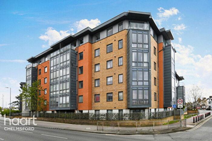 2 Bedroom Apartment For Sale In Lynmouth Avenue, Chelmsford, CM2