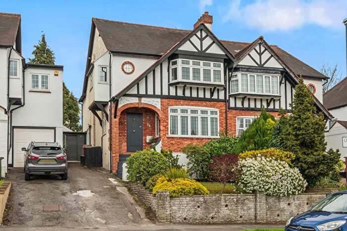 4 Bedroom Semi Detached House For Sale In Central Way, Carshalton Beeches, SM5