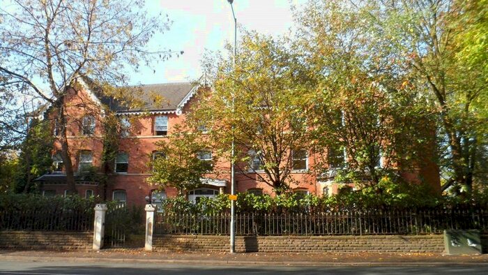 2 Bedroom Flat To Rent In Heaton Moor Road, Heaton Moor, Stockport, SK4