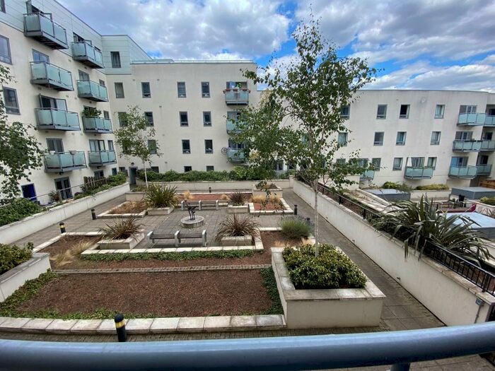 1 Bedroom Flat To Rent In William Beveridge House, Bow, E3