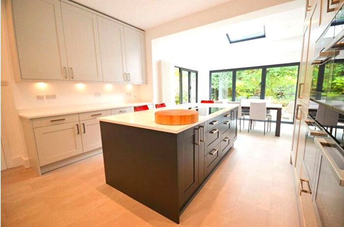 4 Bedroom Semi-Detached House To Rent In St Joesphine Mews, Buckinghamshire, HP9