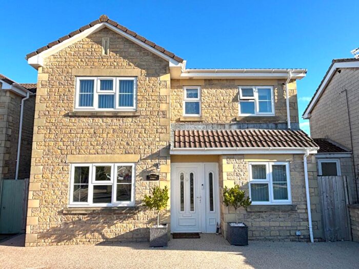 4 Bedroom Detached House For Sale In Winterfield Park, Paulton, Bristol, Somerset, BS39