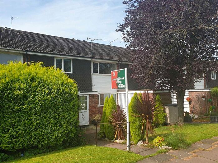 2 Bedroom Flat To Rent In Caldy Road, Handforth, Wilmslow, SK9