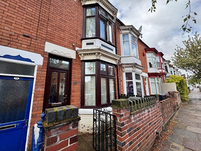 2 Bedroom House To Rent In Barclay Street, LE3