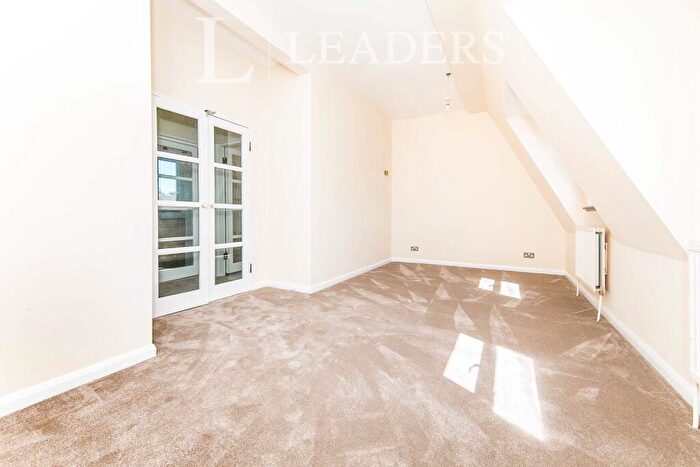 1 Bedroom Flat To Rent In St. Helens Street, Ipswich, IP4