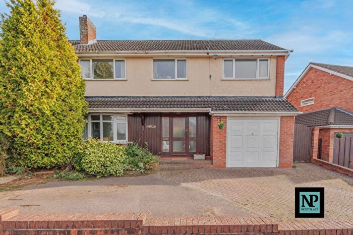 5 Bedroom Semi Detached House For Sale In Wesley Way, Tamworth, B77