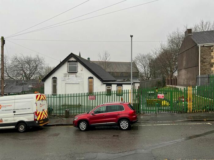 Property To Rent In Salem Road, Plasmarl, Swansea, United Kingdom, SA6