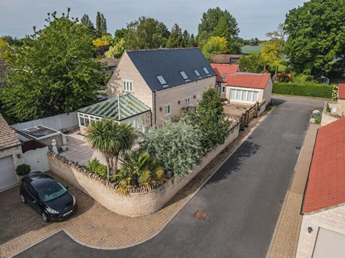 4 Bedroom Detached House For Sale In Castle End Road, Maxey, Market Deeping, PE6