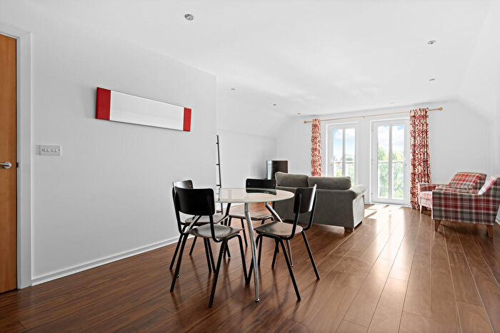 2 Bedroom Apartment For Sale In Saddlery Way, Chester, CH1
