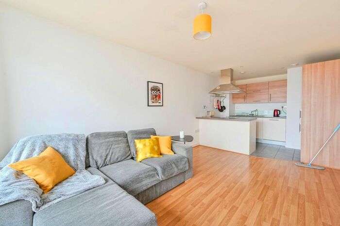1 Bedroom Flat For Sale In Vellum Court, Walthamstow, London, E17