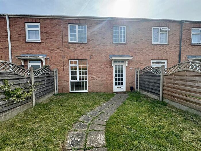 3 Bedroom Terraced House To Rent In Hills View, Newent, Gloucestershire, GL18