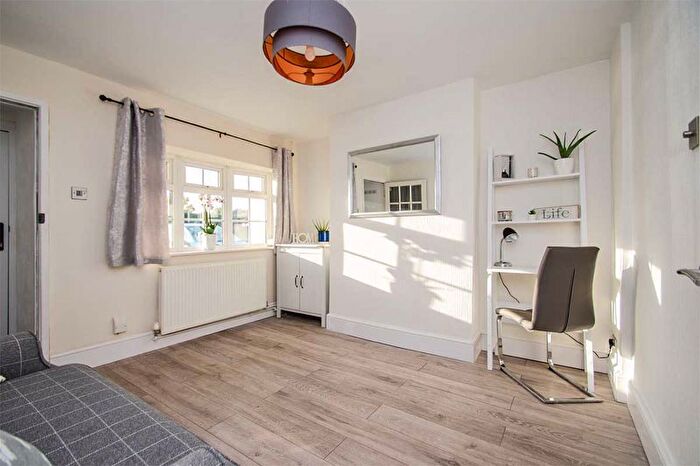 1 Bedroom Cottage For Sale In Chapel Lane, Lichfield, WS14