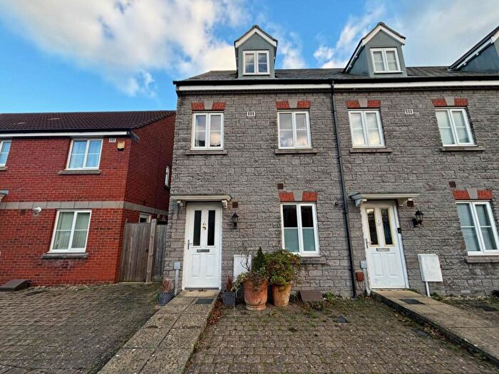 3 Bedroom Town House To Rent In Hestercombe Close, Weston Village, Weston-super-Mare, BS24