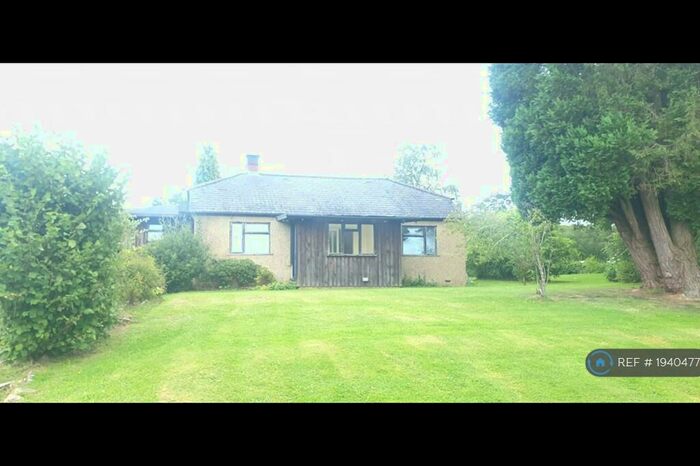 3 Bedroom Bungalow To Rent In Somersbury Lane, Ewhurst, Cranleigh, GU6