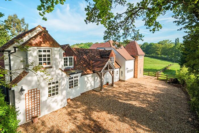 4 Bedroom Detached House For Sale In The Street, Dockenfield, Farnham, Surrey, GU10