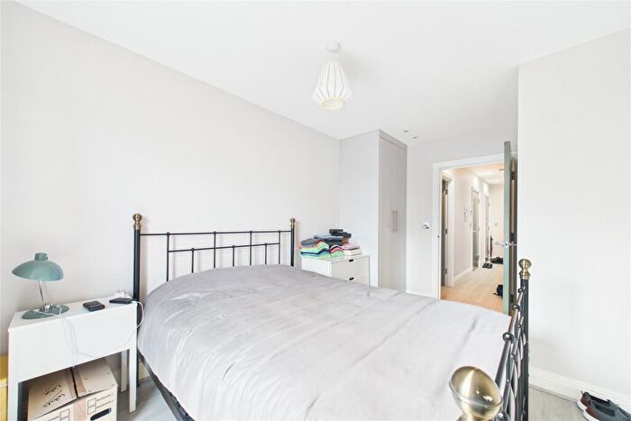 2 Bedroom Apartment To Rent In St. Ives Road, Maidenhead, Berkshire, SL6