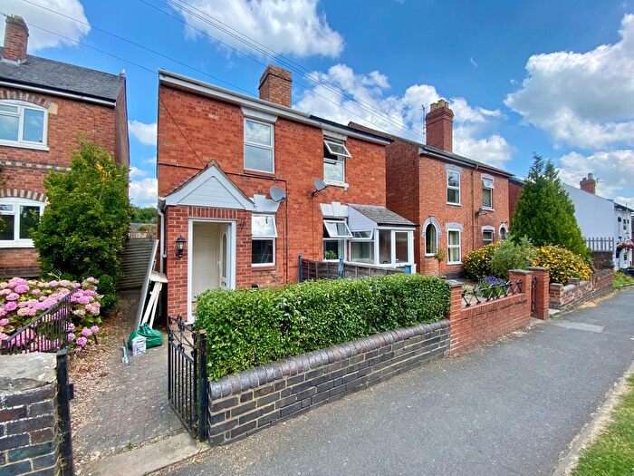 2 Bedroom Semi-Detached House To Rent In Grosvenor Walk, Worcester, WR2