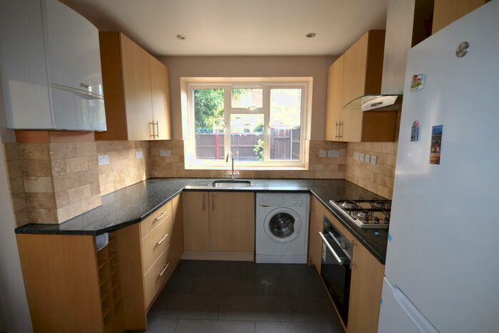 5 Bedroom House To Rent In Churchill Road, London, NW2