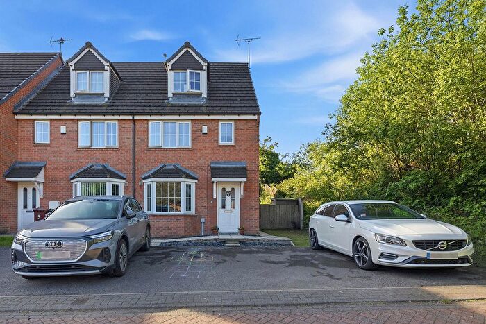 3 Bedroom Town House For Sale In The Nurseries, Ferrybridge, Knottingley, WF11