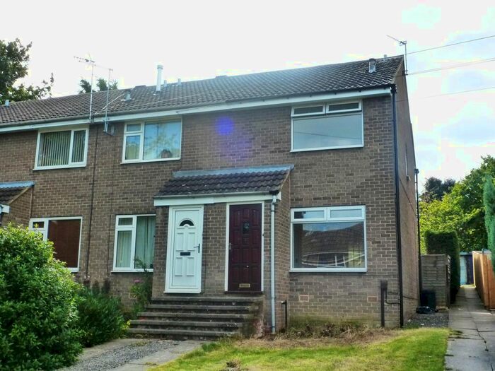 2 Bedroom Terraced House To Rent In Lincoln Grove, Harrogate, HG3