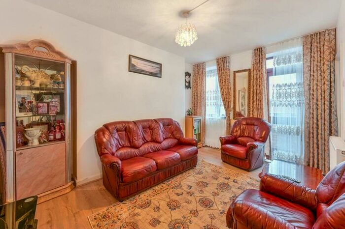 1 Bedroom Flat To Rent In Wigan House, Upper Clapton, London, E5