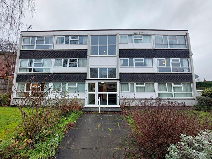 2 Bedroom Flat To Rent In Hamilton Drive East, York, YO24